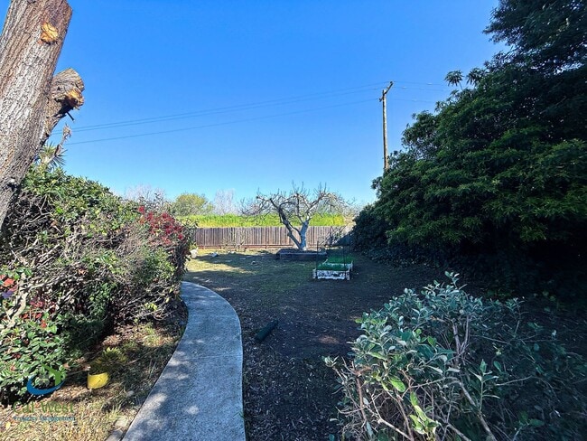 Building Photo - $5295 - 4 Bed/2 Bath Remodeled Home in Santa Clara