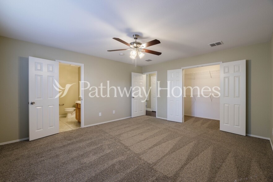 Building Photo - 2628 Terrace Dr