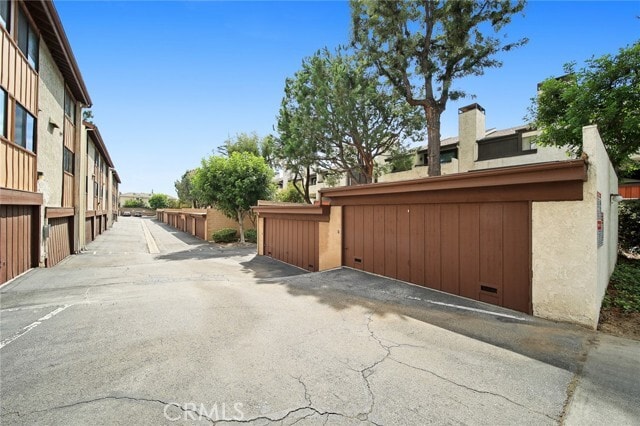 2 car garage - 444 W Huntington Dr