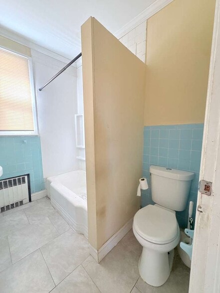 Building Photo - 62 Fairfield St