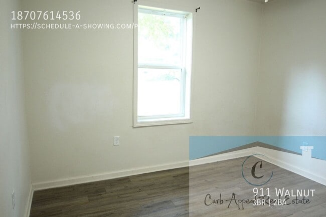 Building Photo - 911 Walnut-