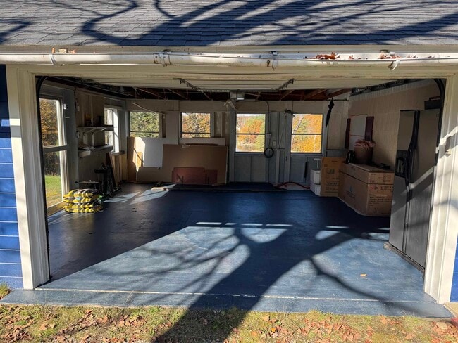 Building Photo - 17 Great Cove Dr