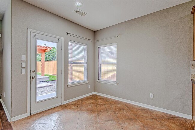 Building Photo - 7507 Trail Hollow