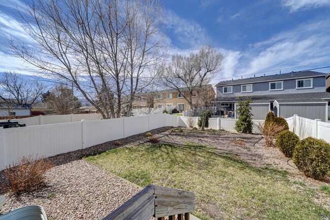 Building Photo - 4210 Rosalie St