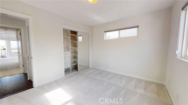 Building Photo - 509 N Dianthus St