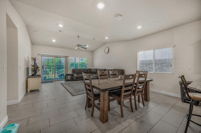 Building Photo - Newly Built Lennar Home in Northwest Fresno