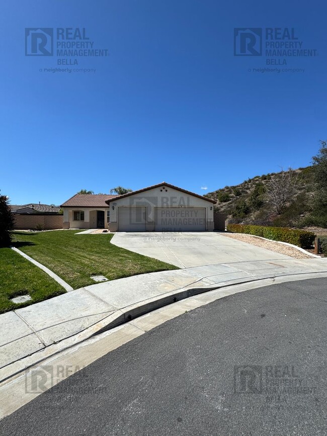 Primary Photo - Spacious 4-Bedroom Menifee Home with Open ...