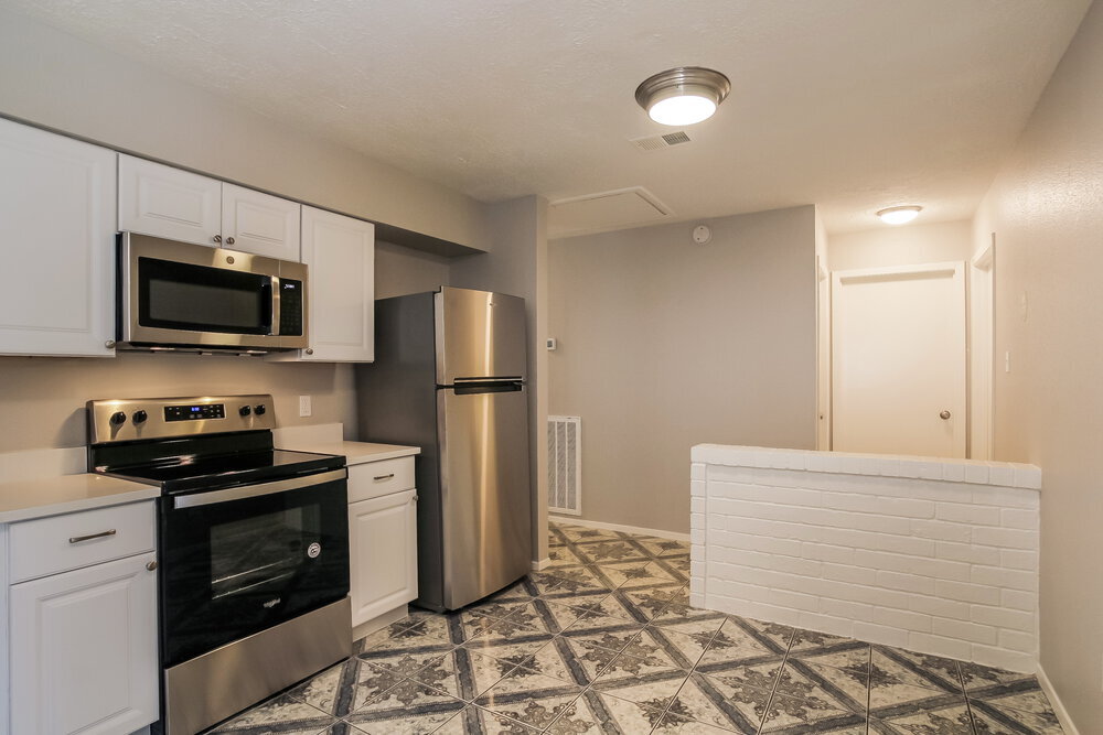 Building Photo - 2138 Pilgrims Point Dr