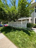 Building Photo - 10213 Willow Mist Ct