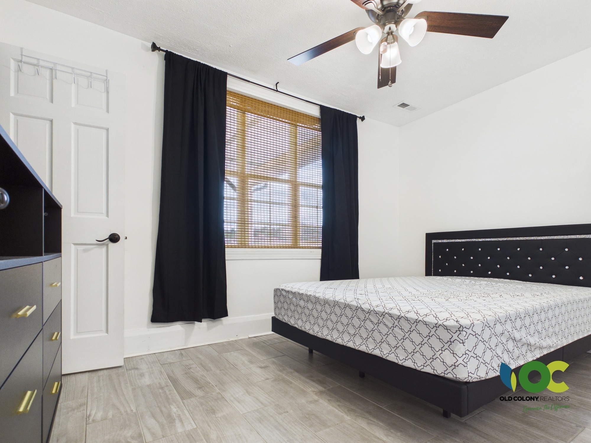 Back Bedroom - 614 N Front St