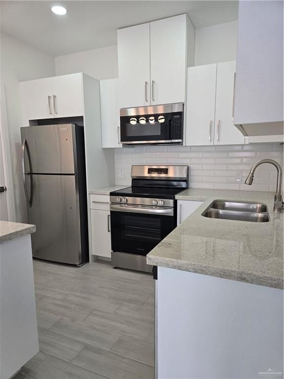 Building Photo - 901 E Yuma Ave