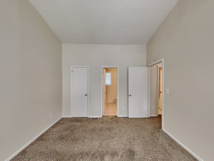 Building Photo - 1241 Wellhouse Walk