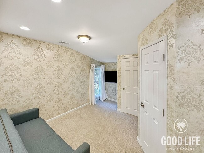 Building Photo - Stunning 5B/3.5BA House in Scripps Ranch!