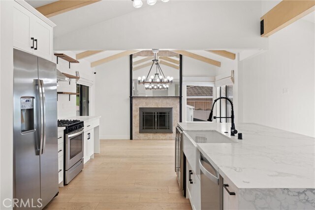 Building Photo - 1613 Espinosa Cir
