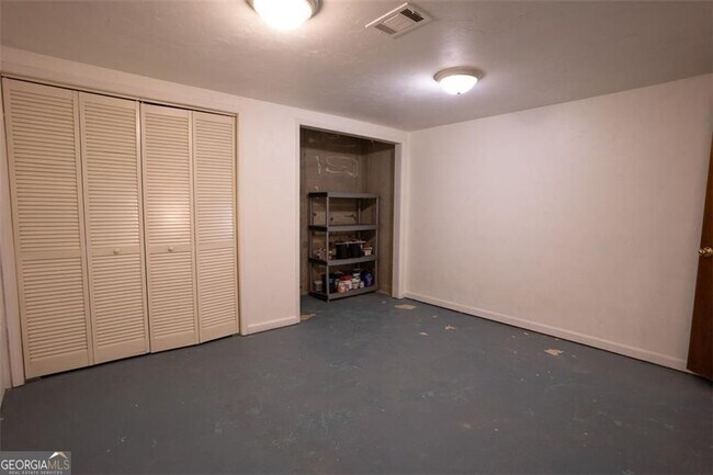 Building Photo - 1540 Magnolia Pl