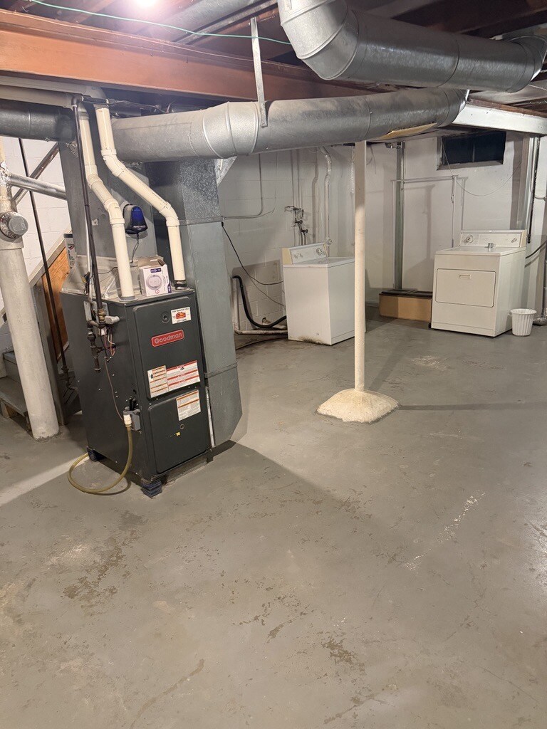 Building Photo - 5113 Lincoln Ave