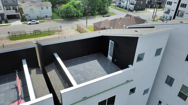 Building Photo - 4608 Coke St