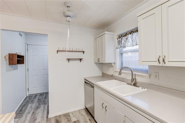 Building Photo - 2935 Rolling Hills Dr