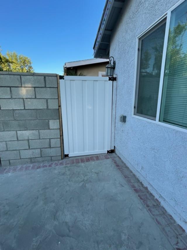 Building Photo - 19158 Schoenborn St