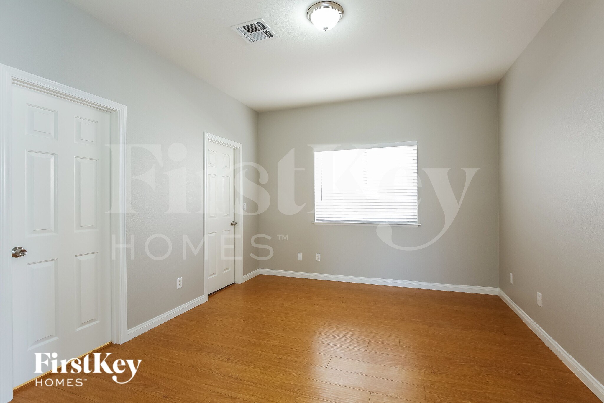 Building Photo - 3600 N Tomsik St