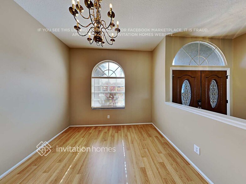 Building Photo - 28141 Brokenmead Path