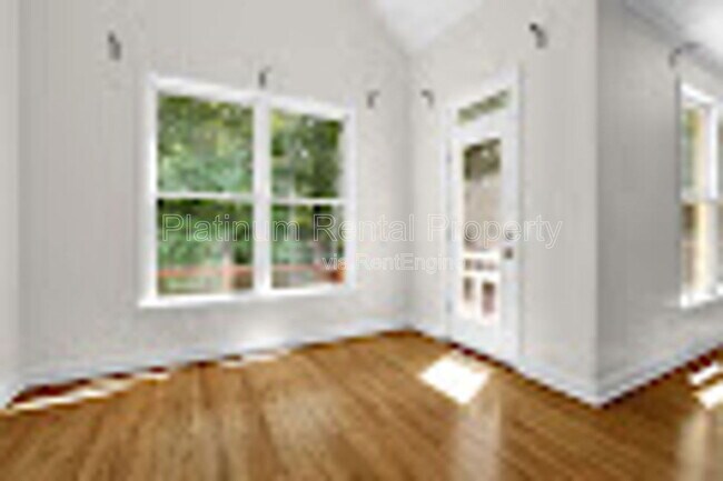 Building Photo - 230 Graystone Way
