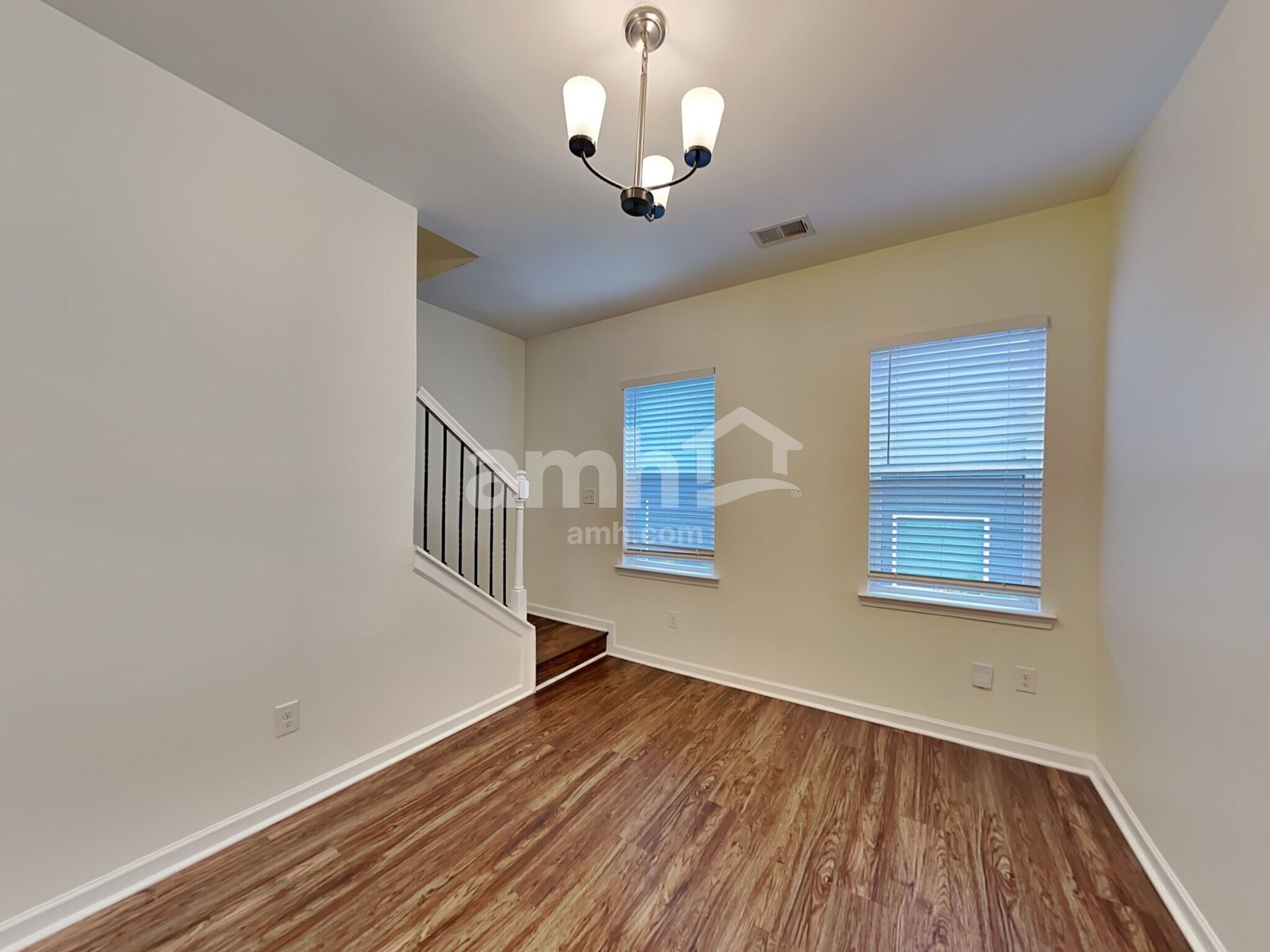 Building Photo - 304 San Anselmo St