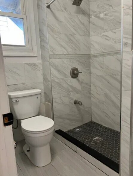 Building Photo - 217 Wagaraw Rd