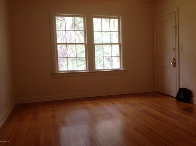 Spacious Living Room - 1631 Flagler Ave