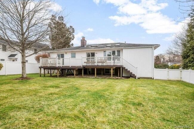 Building Photo - 20 Steuben Dr