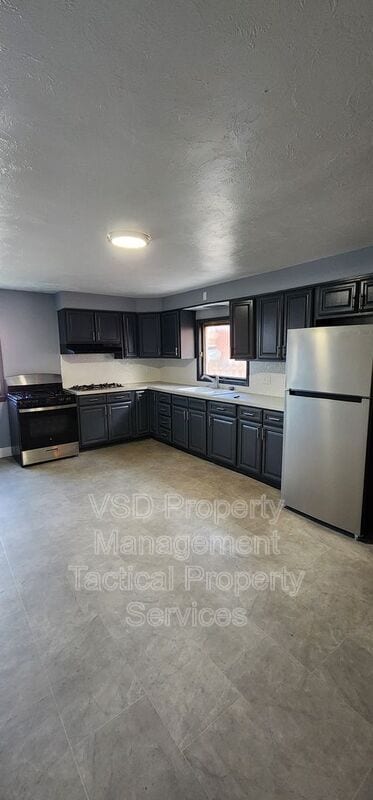 Building Photo - 20115 Libby Rd