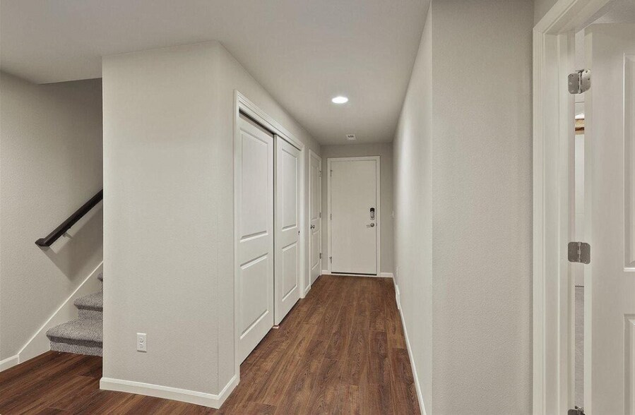 Basement, Garage Entrance - 5870 Lien Rd