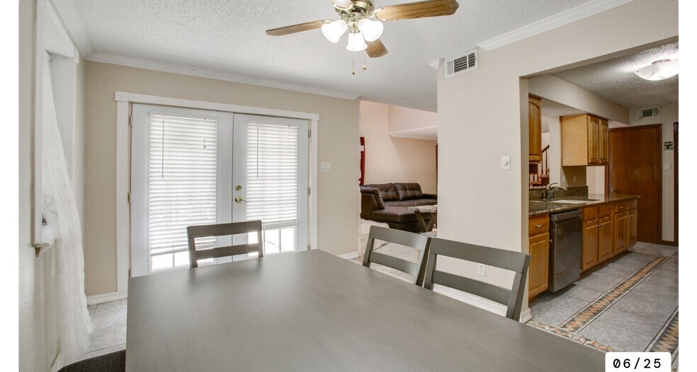 Building Photo - 4213 Paradis Ln