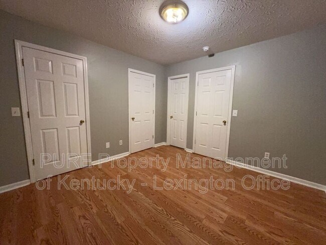 Building Photo - 226 Mousas Way