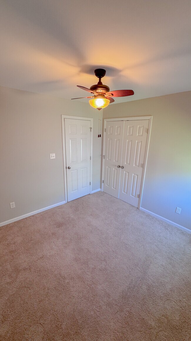 Building Photo - 4011 W.T. Whitehead Dr
