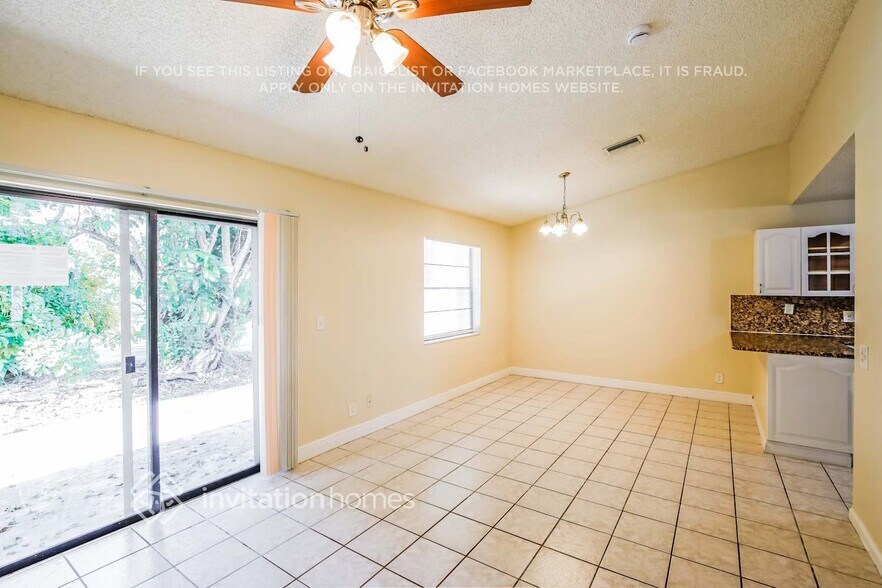 Building Photo - 4900 NW 92nd Ave