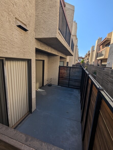 Patio - 1655 Greenfield Ave