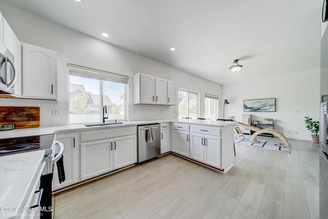 Building Photo - 2766 W Loire Dr