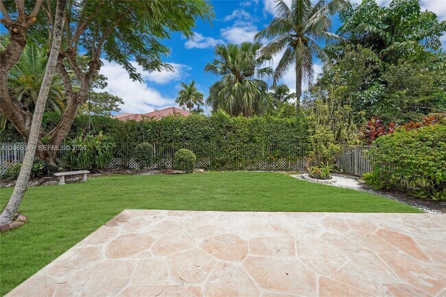 Building Photo - 4312 Laurel Ridge Cir