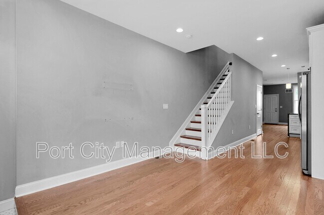 Building Photo - 1433 E Federal St