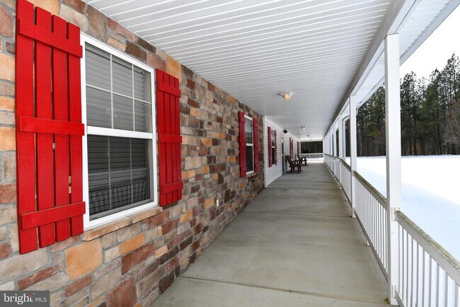 Building Photo - 10049 Meleen Dr