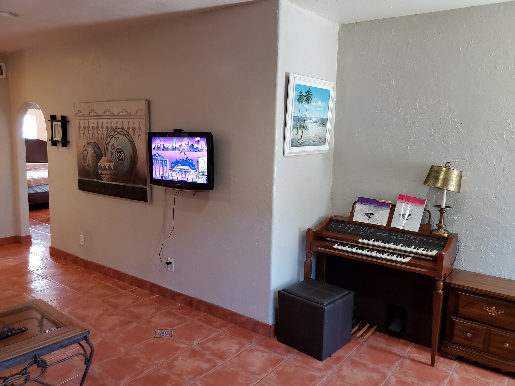 Building Photo - 611 El Prado