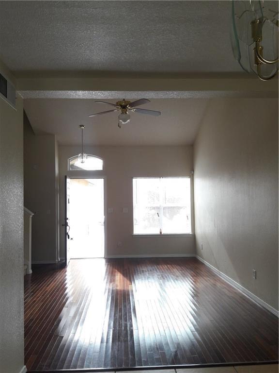 Building Photo - 14025 Tierra Vianey Dr