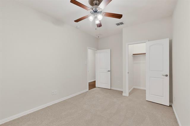 Building Photo - 963 Cougar Dr
