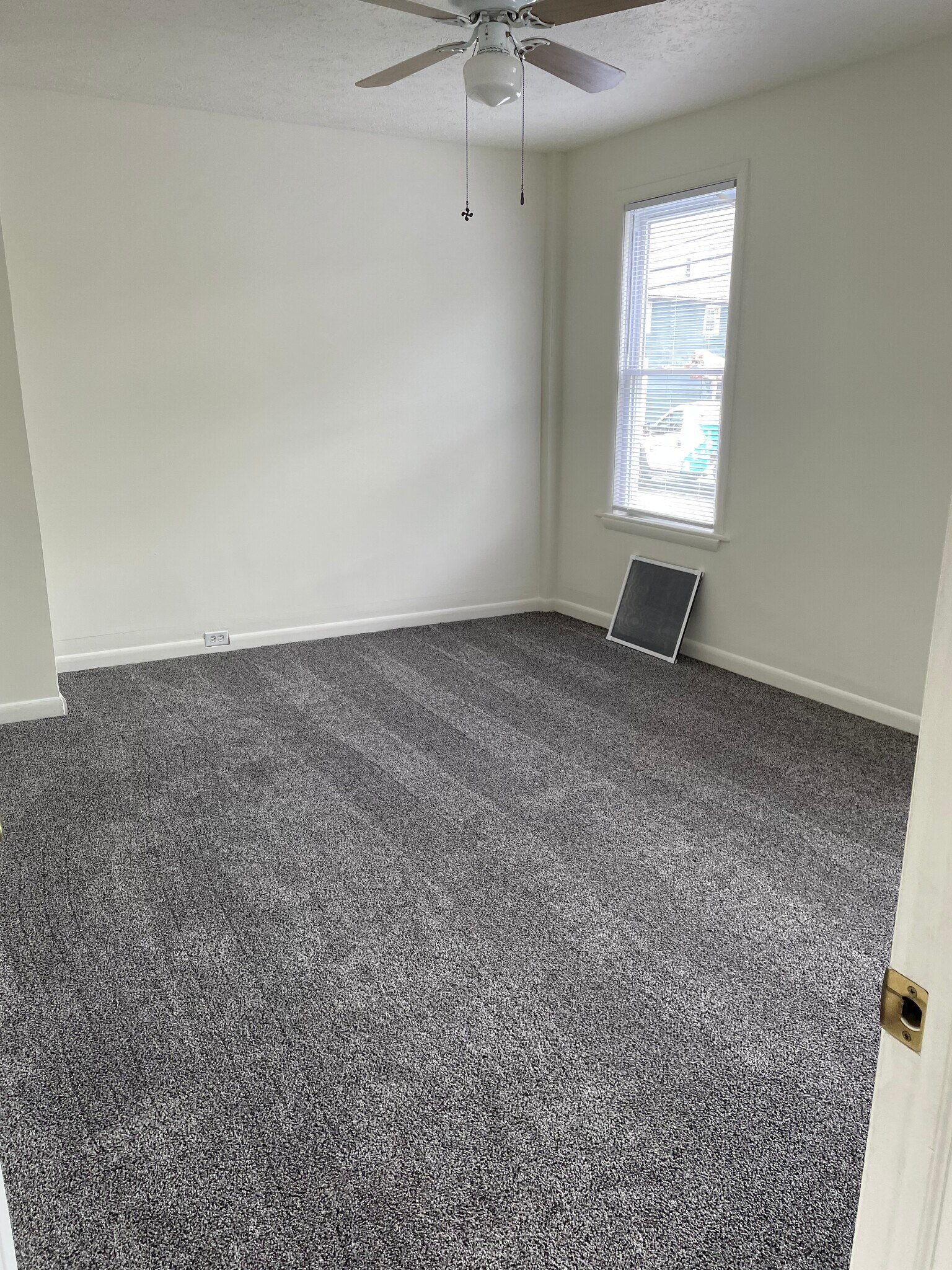 Building Photo - 43 Chapin St