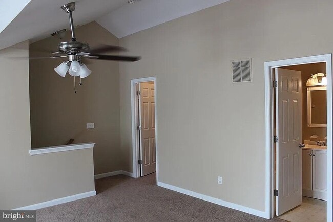 Building Photo - 120 Langdon Farm Cir