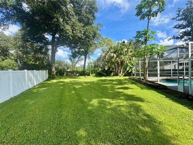 Building Photo - 401 Havenwood Way