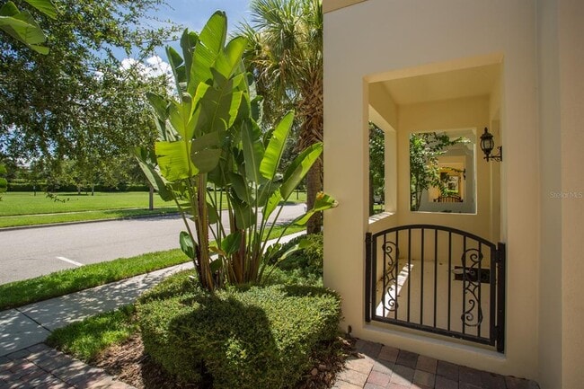 Building Photo - 12105 Breda Ln