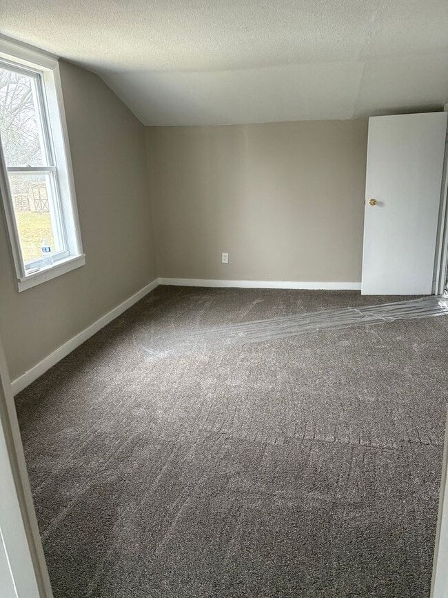 Building Photo - 1878 Spring Rd