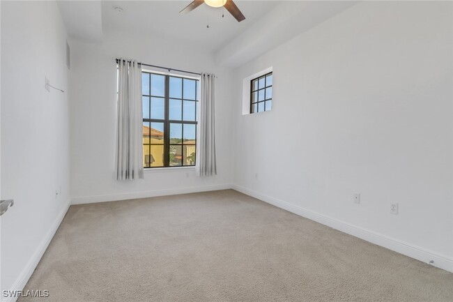 Building Photo - 23191 Fashion Dr